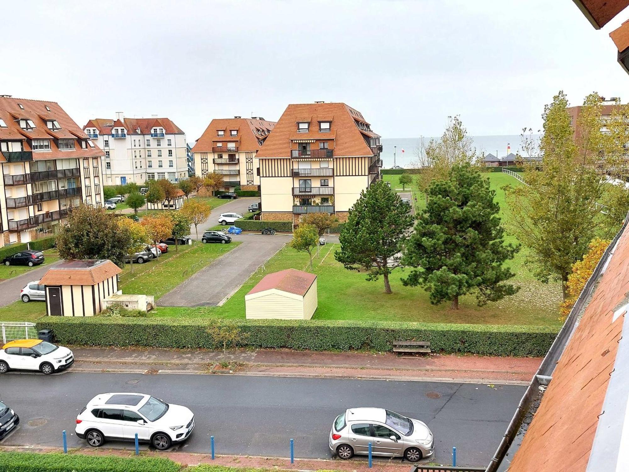 Charmant 2 Pieces Renove Avec Loggia, A Deux Pas De La Plage - Parking Prive - Idealement Situe - Fr-1-712-77 Вілле-сюр-Мер Екстер'єр фото