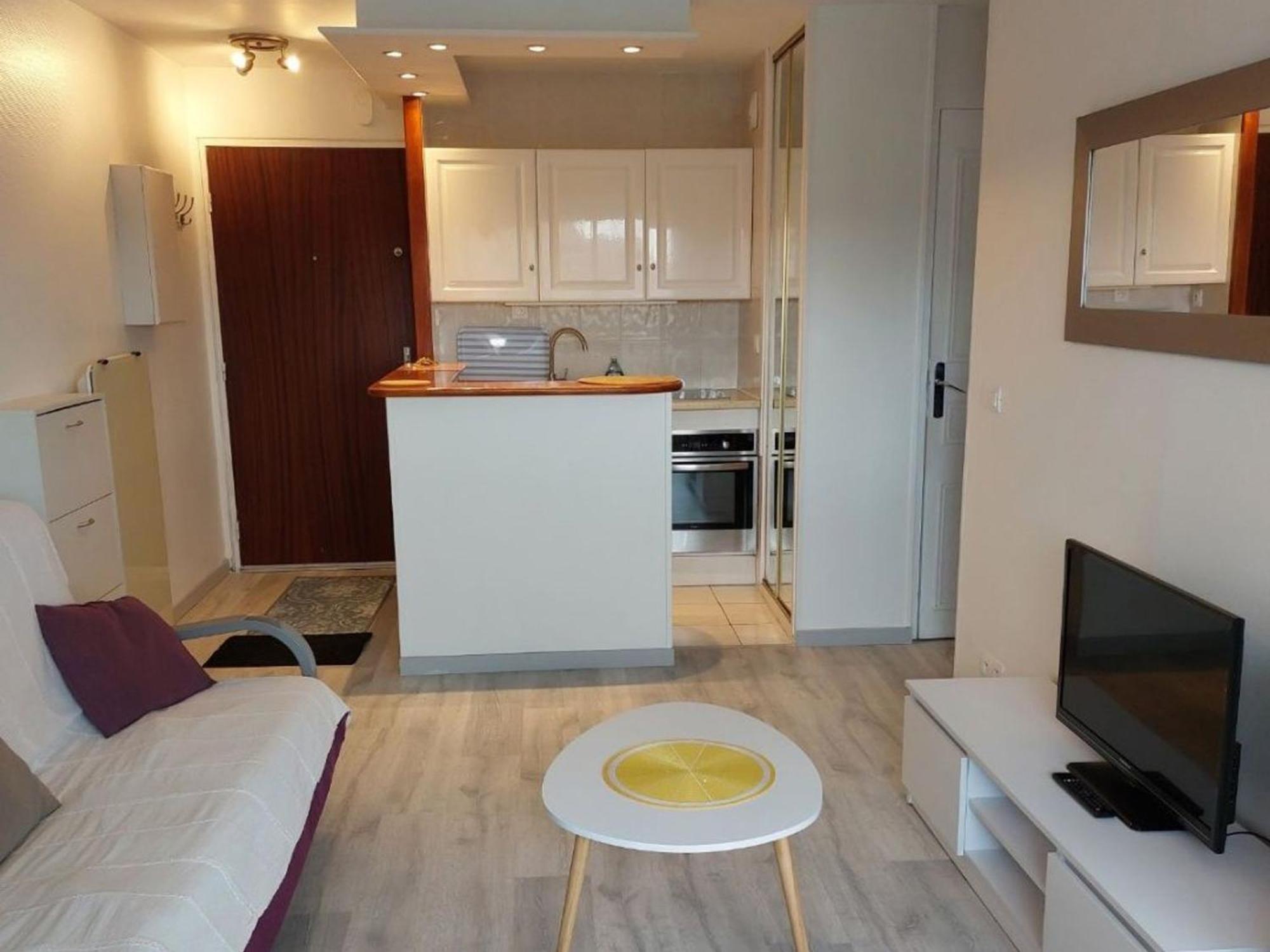 Charmant 2 Pieces Renove Avec Loggia, A Deux Pas De La Plage - Parking Prive - Idealement Situe - Fr-1-712-77 Вілле-сюр-Мер Екстер'єр фото